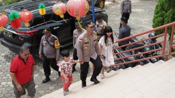 Kapolres Bengkayang Lakukan Pengecekan Situasi Kamtibmas Saat Perayaan Imlek 2575