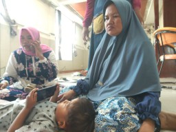 Berbagi Itu Indah, Khitan Fun Klinik Utama Qona'ah Ringankan Beban Masyarakat Kurang Mampu