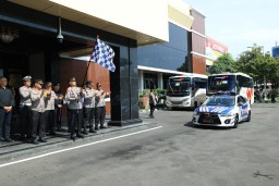 Kapolda Jatim Berangkatkan 1.013 Personel Amankan Pemilu 2024