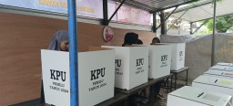 Paslon 02 Prabowo - Gibran Unggul di Tiga TPS di Kapasari Pedukuhan Kecamatan Simokerto Kota Surabaya