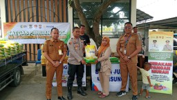 Stabilkan Harga Beras, Satgas Pangan Polresta Tangerang Gelar Operasi Pasar Beras Murah