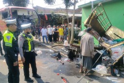 Kecelakaan Beruntun di Malang, Satu Orang Tewas Akibat Rem Blong Bus Pariwisata