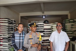 Kapolres Karangasem Cek Gudang Beras Untuk Memastikan Harga Stabil dan Stok Aman