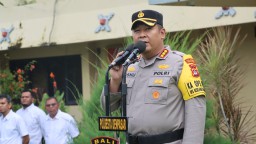 Sambut Hari Raya Nyepi dan Bulan Suci Ramadhan Anggota Polresta Denpasar Dapat Bingkisan
