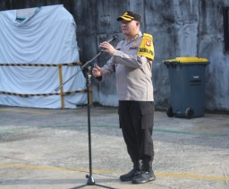 Karendal Ops Mantap Brata Kapuas 2024 Pimpin Apel Pengamanan Rapat Pleno Tingkat Provinsi Kalbar di Hari Kedua