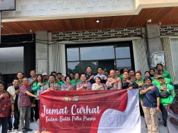 Jumat Curhat Polda Bali Dengarkan Masukan Para Pelaku Transportasi Online Bali