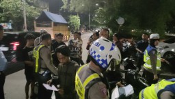 Hari ke 5 Ops Keselamatan Semeru 2024, Satlantas Polrestabes Surabaya Berhasil Amankan Puluhan Kendaraan Bermotor 