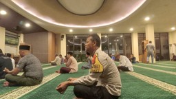 Safari Religi, Bhabinkamtibmas Subuh Keliling Dalam Memakmurkan Masjid