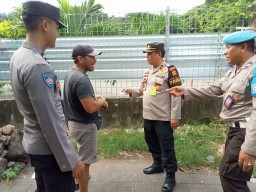 Polres Bandara Ngurah Rai Patroli Dialogis Sampaikan Pesan Kamtibmas