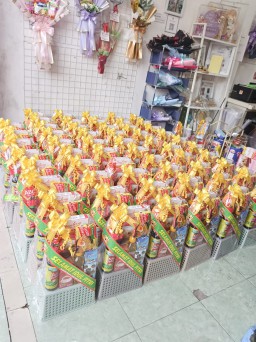 AW Bucket Surabaya Buat Gebrakan Baru, Luncurkan Parcel Murah 49.000 Ribu Per Parcel