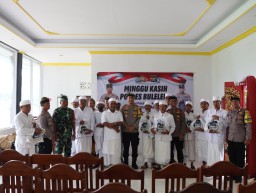 Polres Buleleng Gelar Minggu Kasih Jalin Silahturahmi dan Tali Asih Dengan Masyarakat Banyupoh