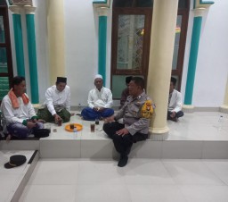 Bulan Suci Ramadhan, Bhabinkamtibmas Ajak Pengurus Masjid Jaga Kamtibmas