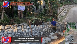 Pemdes Karangsetra, Realisasikan Dana Desa Tahap I Untuk Tiga Titik Lokasi Pekerjaan Salah Satunya Pemasangan Paving Block