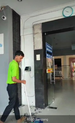 Gempa Yang Melanda Timur Laut Membuat Kepanikan Pasien di RSMZ Sampang
