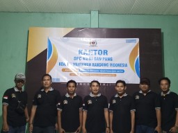 Buka Puasa Bersama Sekaligus Peresmian Kantor DPC KWRI Sampang