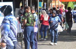 Lanud Muljono Gelar Bazar Murah Dalam Rangka HUT ke 78 TNI Angkatan Udara