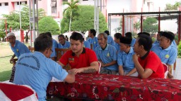 Semarak HBP 60 Lapas Narkotika Kelas IIA Pamekasan Kanwil Kemenkumham Jatim Gelar Pelayanan Kesehatan Proaktif Kepada WBP