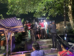 Tim Patroli Perintis Presisi Bubarkan Tawuran Warga di Cipinang Muara