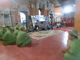Polres Klungkung Ajak Linmas dan Bankamda Ngeronda Bareng Ciptakan Kamtibmas Jelang Hari Raya Idul Fitri 1444 H