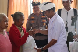 Gelar Minggu Kasih Kapolres Karangasem Hadir di Desa Pempatan Rendang Karangasem
