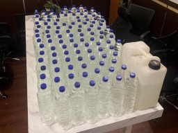 Satresnarkoba Polres Malang Berhasil Ungkap Rumah Produksi Miras Ilegal di Gedangan - Malang, Ratusan Botol Miras Oplosan Diamankan