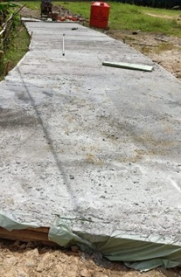 Pemdes Tanjungan Realisasikan Anggaran Dana Desa Tahap I Tahun 2024 Rambat Beton