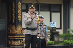 Kapolres Klungkung Pimpin Apel Kesiapan Operasi Polisi, untuk Pengamanan Tahap Penetapan Hasil Pemilu 2024
