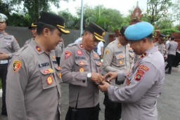 Polres Bandara Ngurah Rai Lakukan Penegakkan Disiplin Terhadap Anggotanya