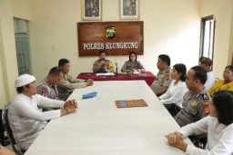 Polres Klungkung Wajibkan Sidang BP4R Sebelum Melangsungkan Pernikahan