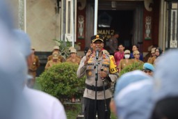 Kapolres Karangasem Pimpin Program Police Go To School di SMA N 2 Amlapura, Serukan Pendidikan dan Kebangsaan