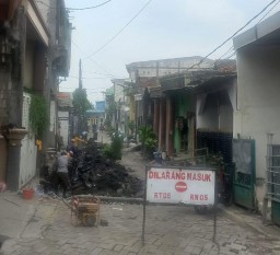 Pembangunan Paving dan Uditch Diduga Tidak Sesuai RAB Terkesan Proyek Asal Asalan