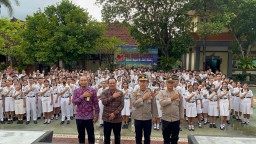 Sosialisasi Rekrutmen Anggota Polri T.A 2024 Digelar di SMA N 1 Amlapura