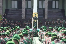 Kapoksahli Pangdam XII/Tpr Berangkatkan Personel Cuti Bersama