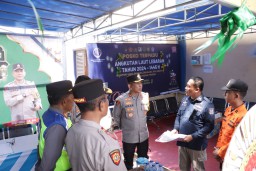 Operasi Ketupat Agung 2024 Kapolres Klungkung Cek Pos Pelayanan Terpadu di Pelabuhan Banjar Nyuh Nusa Penida
