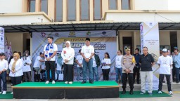 Kapolres Metro Jakarta Timur Dampingi Menaker RI Lepas Mudik Gratis Di PT. Panasonic