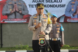 Kapolres Bandara Ngurah Rai Tegas Sampaikan Jangan Main Main Dengan Narkoba di Depan Anggota