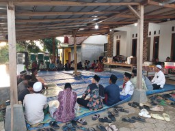 Jelang Idul Fitri, Kades Cijaralang, Adakan Bukber Dengan Para Tokoh Agama dan Masyarakat