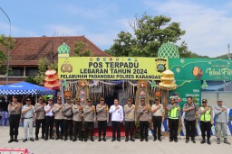 Karo Ops Polda Bali Pantau Arus Mudik di Pelabuhan Padangbay