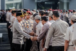 Kapolrestabes Surabaya Gelar Halal Bihalal Bersama Personil di Mapolrestabes