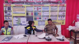 Pemeriksaan Kesehatan Kepada Anggota TNI/Polri dan Petugas Instansi Terkait Dalam Ops Ketupat Jaya 2024