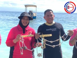Kapolres Klungkung dan Bhayangkari Tanam Terumbu Karang, Inisiatif Peduli Lingkungan di Nusa Penida