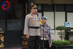 Wakapolres Klungkung Pimpin Apel Pagi, Tekankan Pentingnya Kesehatan dan Dedikasi Anggota Polri