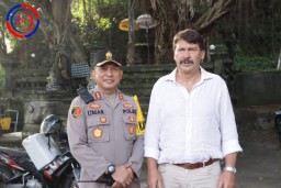 Presiden Hungaria Kunjungi Pura Goa Lawah, Kapolres Klungkung Pimpin Langsung Pengamanan