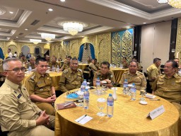 Sinergi dan Kolaborasi Diperkuat, Pj Bupati Kayong Utara Hadiri Rapat Koordinasi Gubernur