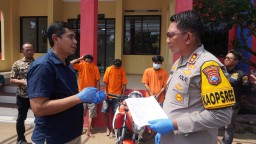 Satreskrim Polres Bangkalan Bekuk 3 Pelaku Tipu Gelap, Modus Kenalan Lewat Aplikasi Kencan