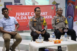 Jumat Curhat Polres Pelabuhan Tanjung Priok Bertemu Dengan Pekerja PT. Indonesia Kendaraan Terminal