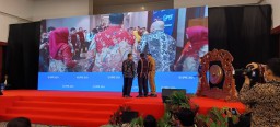 Navigasi Peluang Bisnis di IPFE 2024, Gelar Pameran Businness Matching Bimtek Unggulan dan Penghargaan IAPI di Grand City Surabaya