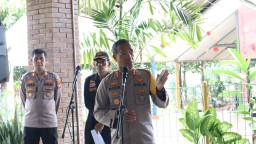 Kapolres Metro Jaktim Hadiri Dalam Rangka Pengukuhan Pengurus Forum Kemitraan Polisi Masyarakat