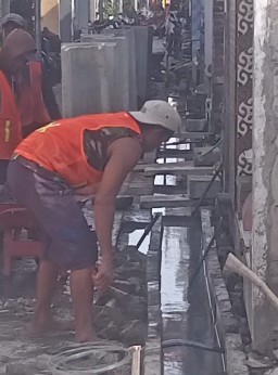 Diduga Proyek Siluman Tanpa Papan Nama, di Kerjakan Asal Jadi Berlokasi di Tambak Wedi Tengah 1
