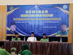 H. Slamet Junaidi Menghadiri Seminar Tema Peningkatan SDM Dengan Guru Madrasah Se-Kabupaten Sampang